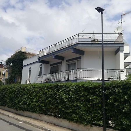 Appartement Cento Passi Dal Mare à Gaète Extérieur photo